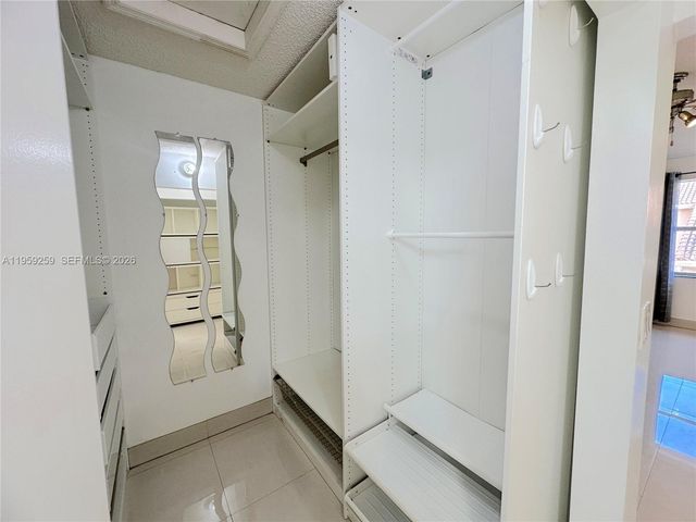 1115 River Birch St, Hollywood, FL 33019