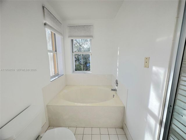 1115 River Birch St, Hollywood, FL 33019