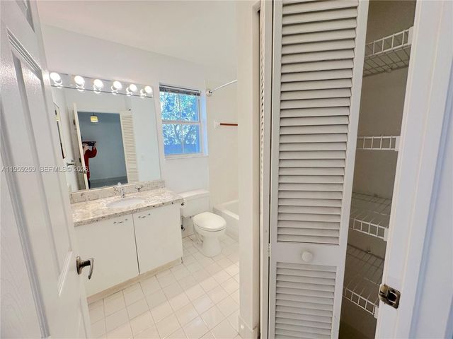1115 River Birch St, Hollywood, FL 33019