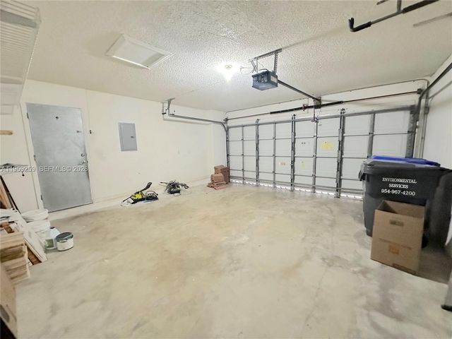 1115 River Birch St, Hollywood, FL 33019