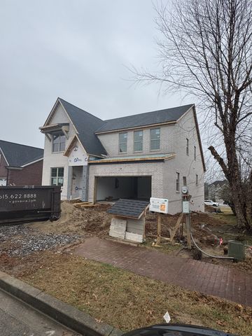 1087 Isaac Franklin Dr, Gallatin, TN 37066