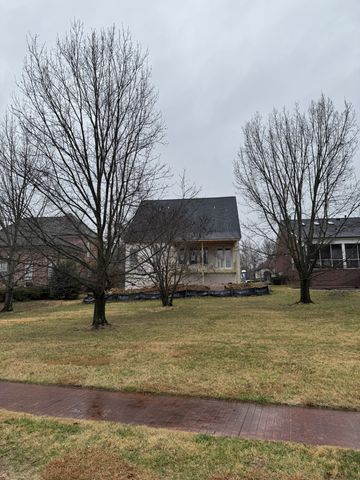 1087 Isaac Franklin Dr, Gallatin, TN 37066