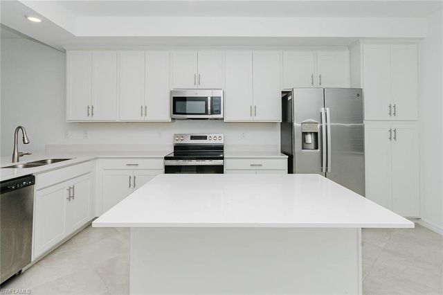 5583 Double Eagle CIR 4135, Ave Maria, FL 34142