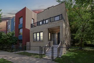 545 N Drake Avenue, Chicago, IL 60624