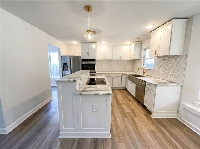 2747 High Tide Drive, Atlanta, GA 30349