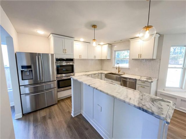 2747 High Tide Drive, Atlanta, GA 30349