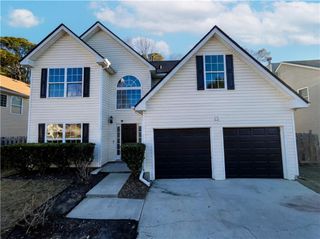 2747 High Tide Drive, Atlanta, GA 30349