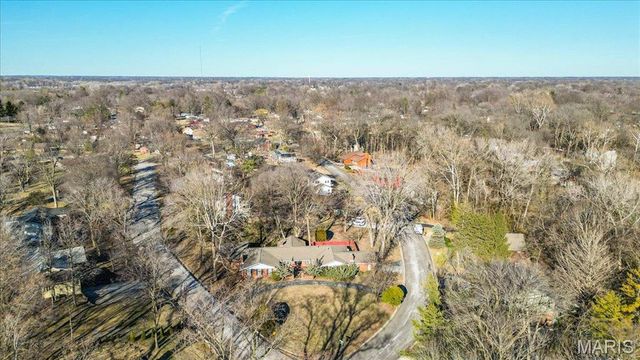 32 Briarcliffe Drive, Collinsville, IL 62234