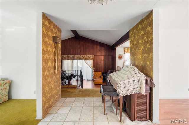 32 Briarcliffe Drive, Collinsville, IL 62234