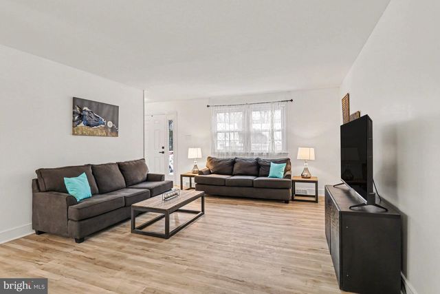 1240 FALLS AVE, Feasterville Trevose, PA 19053