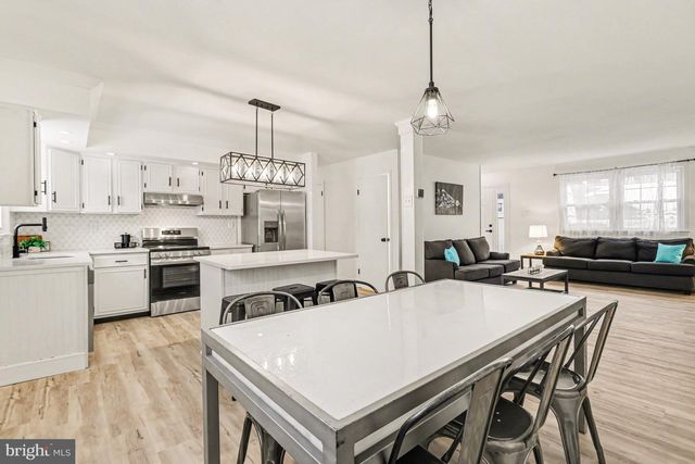 1240 FALLS AVE, Feasterville Trevose, PA 19053