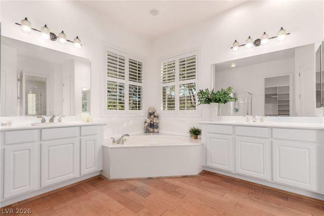 2421 Black River Falls Drive, Henderson, NV 89044