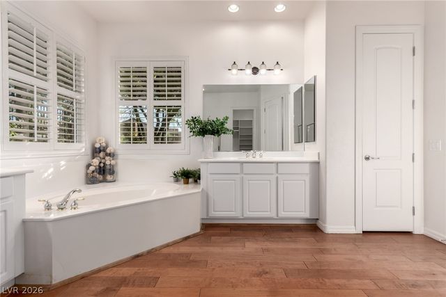 2421 Black River Falls Drive, Henderson, NV 89044