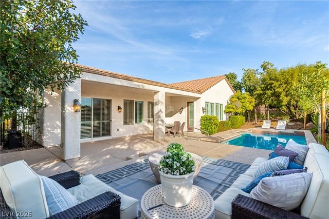 2421 Black River Falls Drive, Henderson, NV 89044