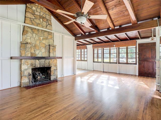556 STONE ISLAND ROAD, Enterprise, FL 32725