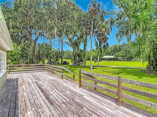556 STONE ISLAND ROAD, Enterprise, FL 32725
