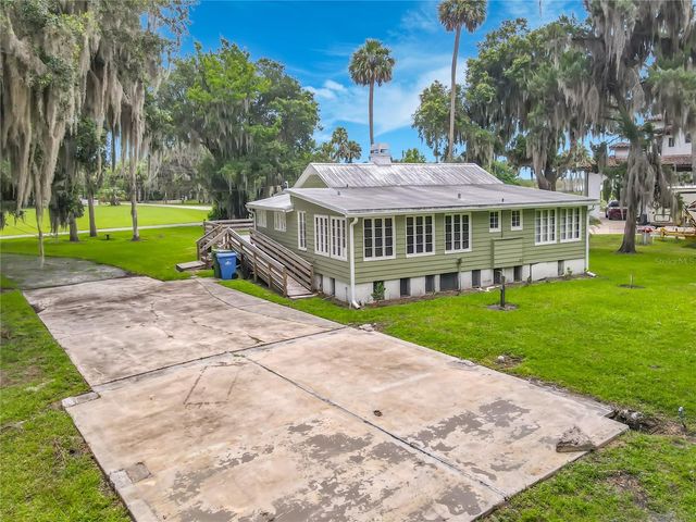 556 STONE ISLAND ROAD, Enterprise, FL 32725