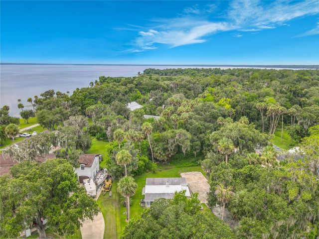 556 STONE ISLAND ROAD, Enterprise, FL 32725