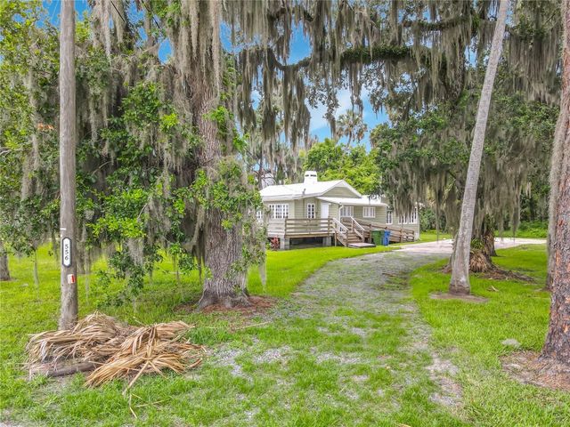 556 STONE ISLAND ROAD, Enterprise, FL 32725