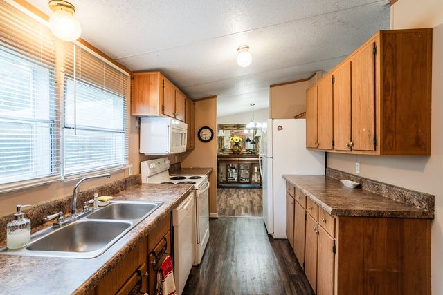 63 Applewood Lane, Chatsworth, GA 30705