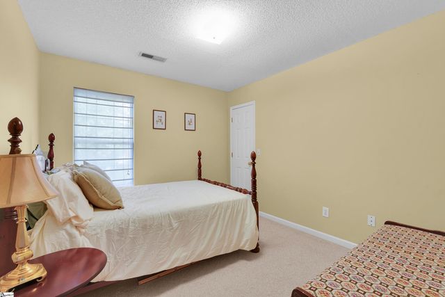 111 Golden Crest Court, Mauldin, SC 29662