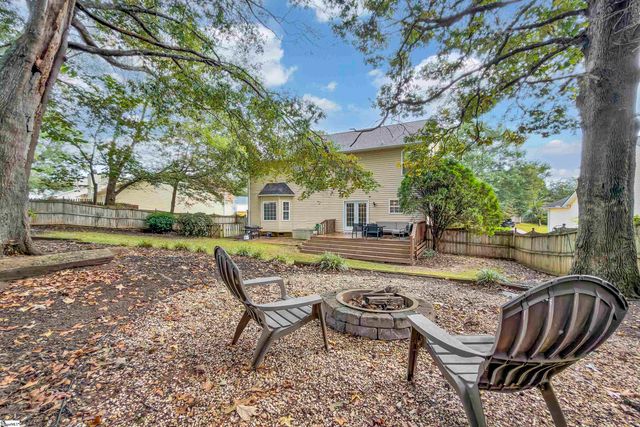 111 Golden Crest Court, Mauldin, SC 29662