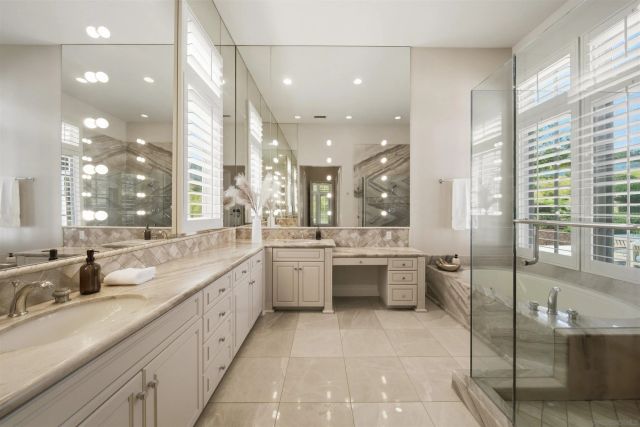 13278 Caminito Mendiola, San Diego, CA 92130