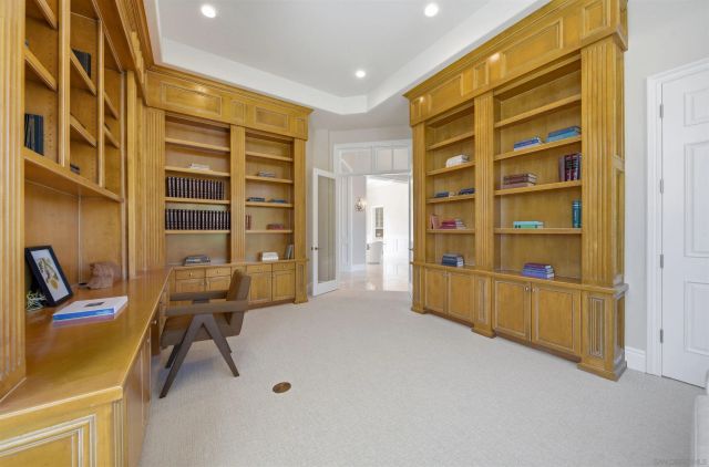 13278 Caminito Mendiola, San Diego, CA 92130
