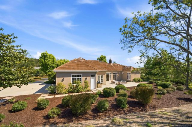 13278 Caminito Mendiola, San Diego, CA 92130