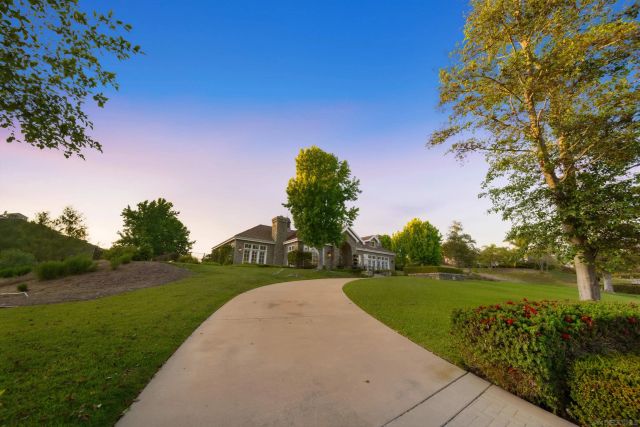13278 Caminito Mendiola, San Diego, CA 92130