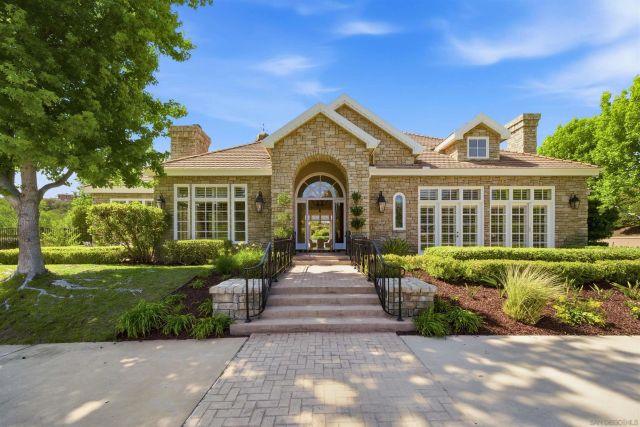 13278 Caminito Mendiola, San Diego, CA 92130