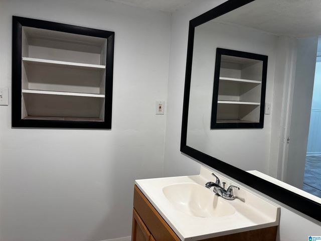 244 FAIRFAX AVENUE, Bessemer, AL 35020