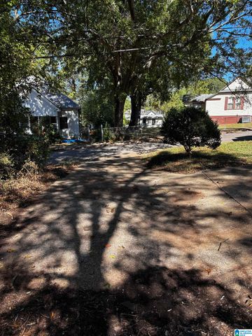 244 FAIRFAX AVENUE, Bessemer, AL 35020