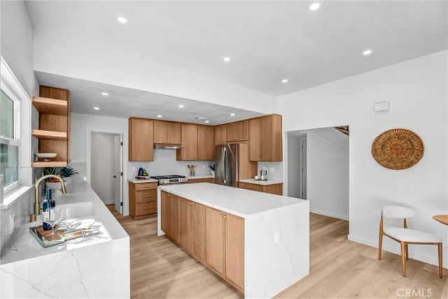 27064 Esward Drive, Calabasas, CA 91301