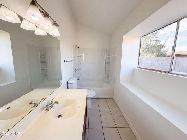 8839 W CAROL Avenue, Peoria, AZ 85345