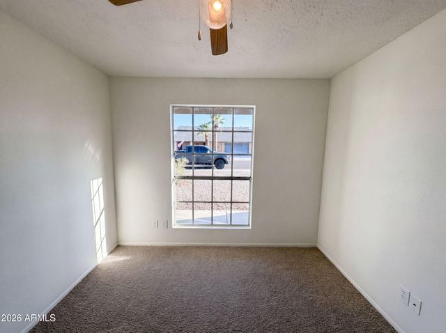 8839 W CAROL Avenue, Peoria, AZ 85345