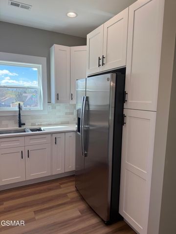 1681 Turtle Dove Trail, Sevierville, TN 37862