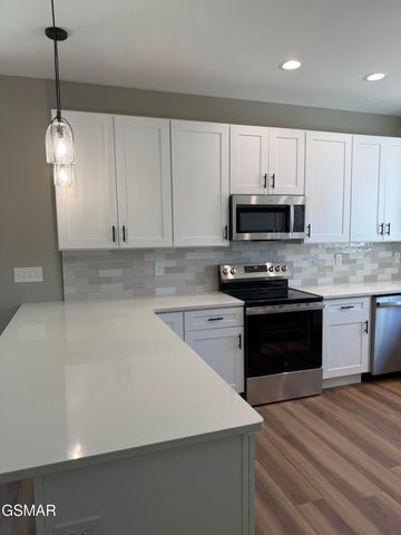 1681 Turtle Dove Trail, Sevierville, TN 37862