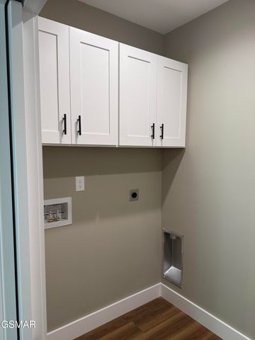 1681 Turtle Dove Trail, Sevierville, TN 37862