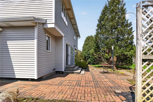 55 Canterbury, Penfield, NY 14450