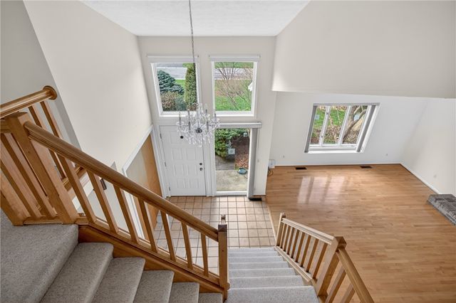 55 Canterbury, Penfield, NY 14450