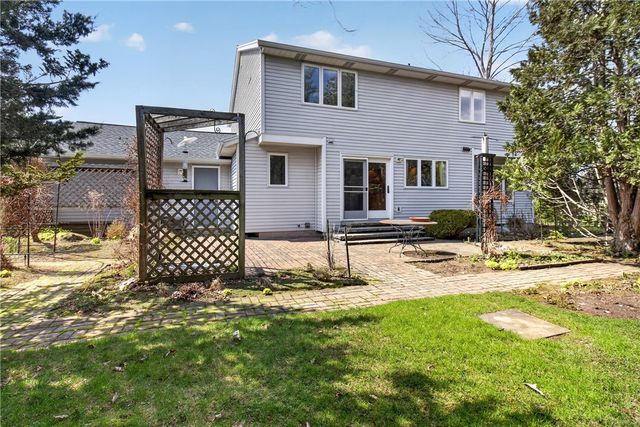 55 Canterbury, Penfield, NY 14450