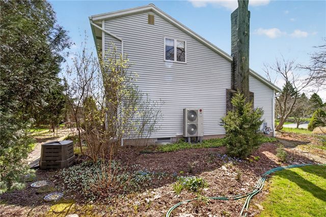 55 Canterbury, Penfield, NY 14450