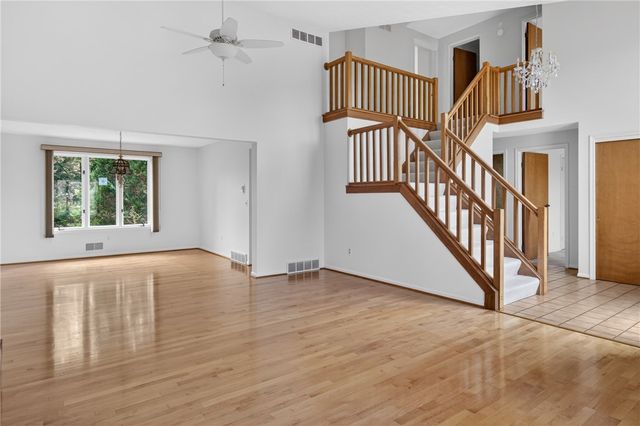 55 Canterbury, Penfield, NY 14450