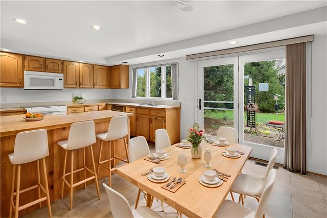 55 Canterbury, Penfield, NY 14450