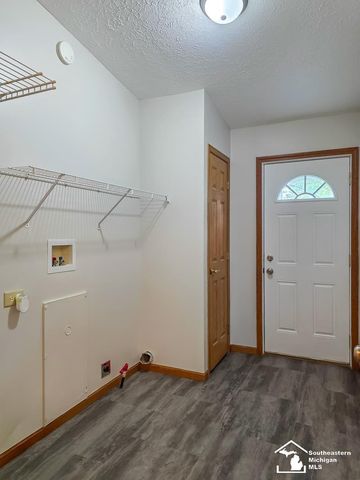 4381 Second Street, Newport, MI 48166