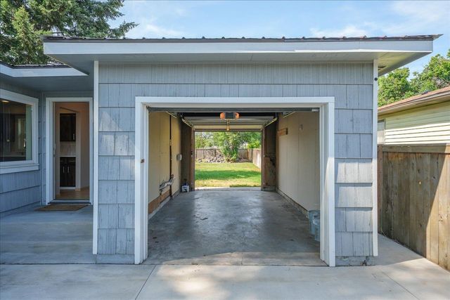 8209 E Indiana Ave, Spokane Valley, WA 99212