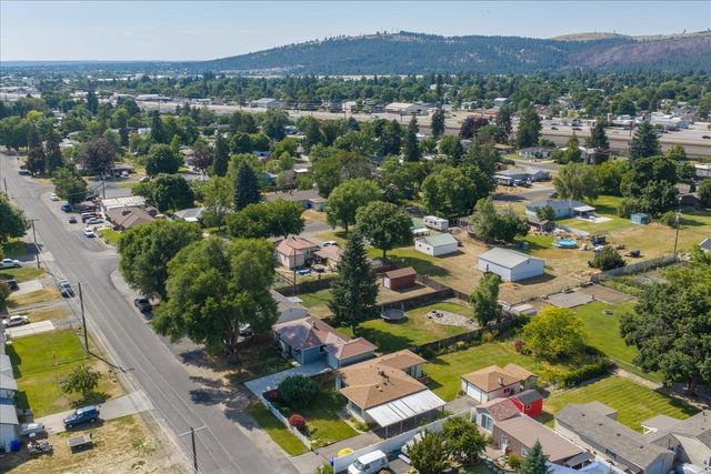 8209 E Indiana Ave, Spokane Valley, WA 99212