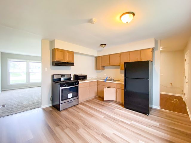 17110 Apple Tree Drive, Country Club Hills, IL 60478