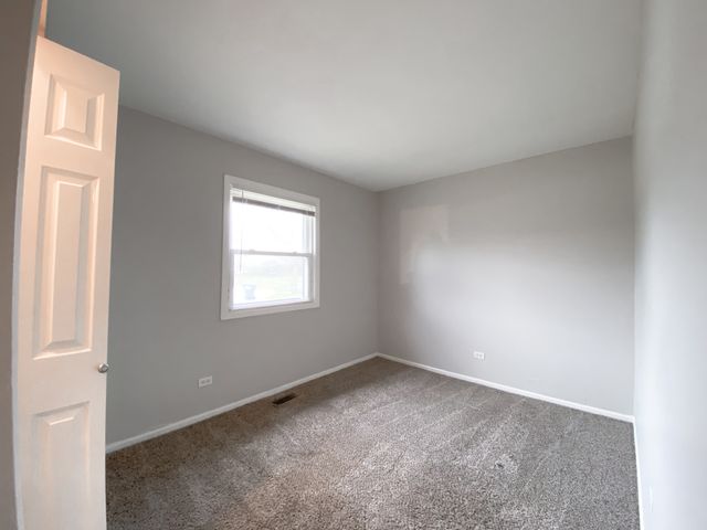 17110 Apple Tree Drive, Country Club Hills, IL 60478